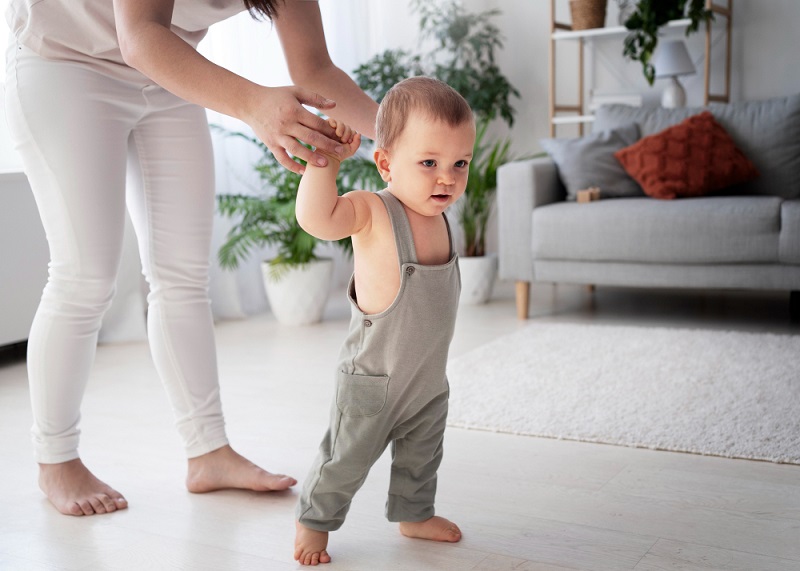 Этапы обучения ходьбе